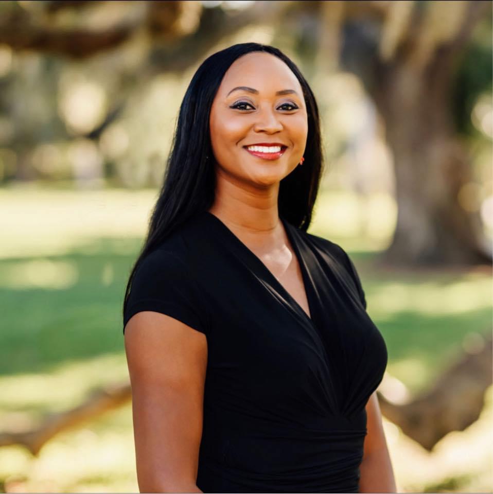 Head shot of LSI employee Nakia Liggins