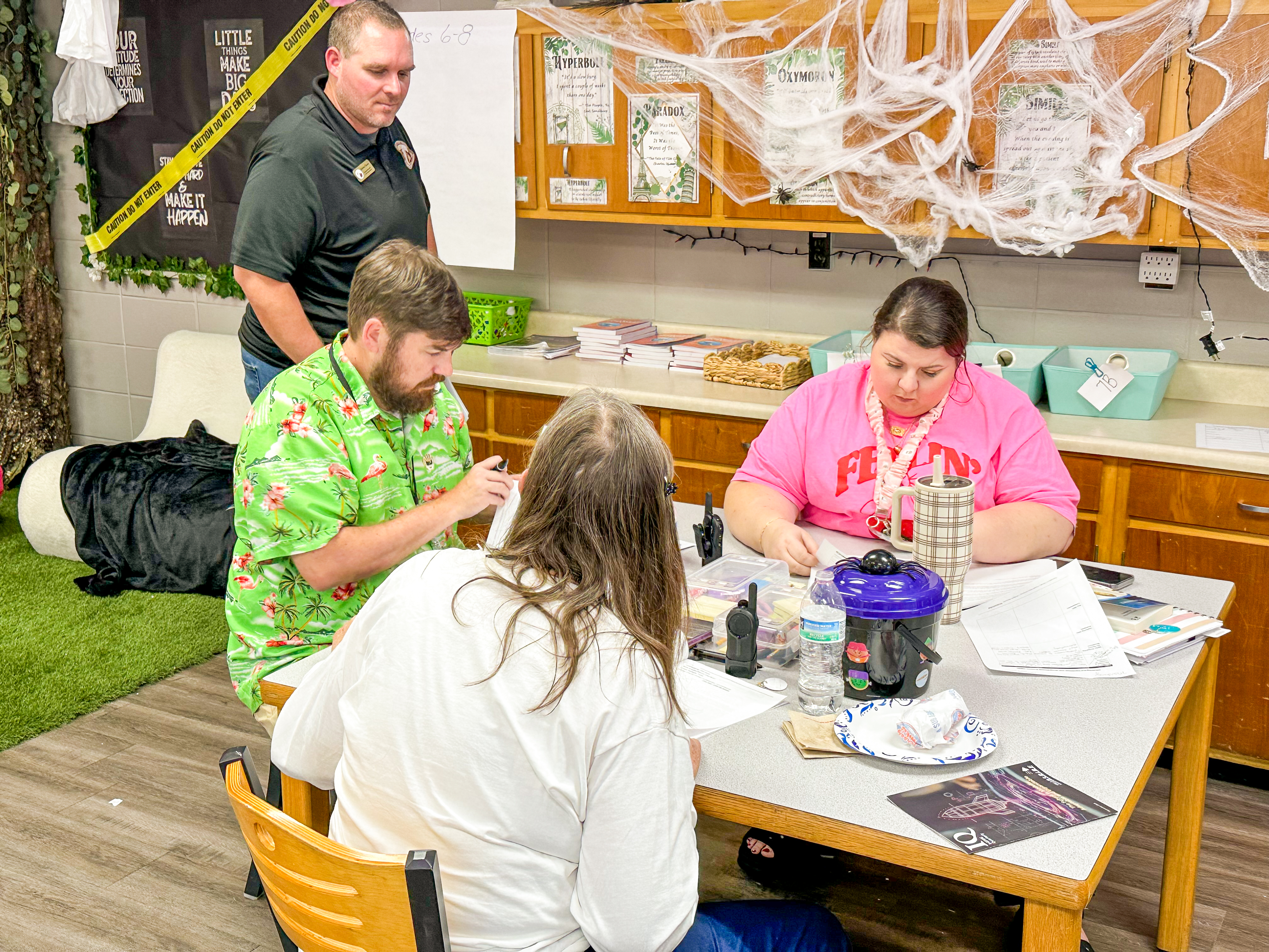 LSI's Rob Hanna working in a classroom with teachers.