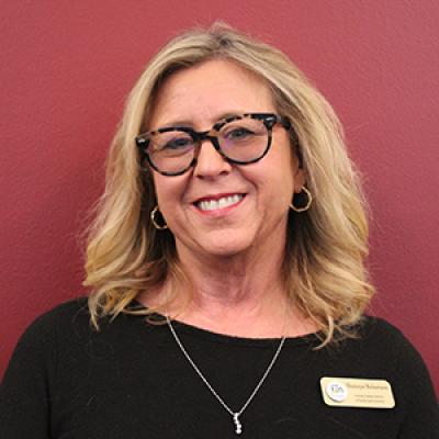 Head shot of LSI employee Shannyn Robertson