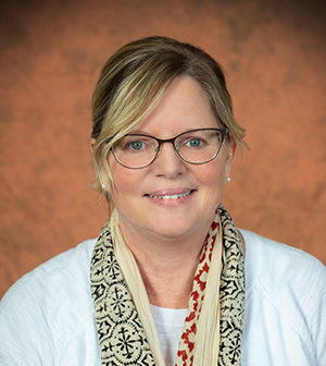 Headshot photo of Julie Twomey